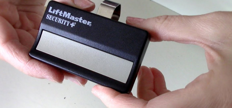 chamberlain garage door remote battery in St. John's